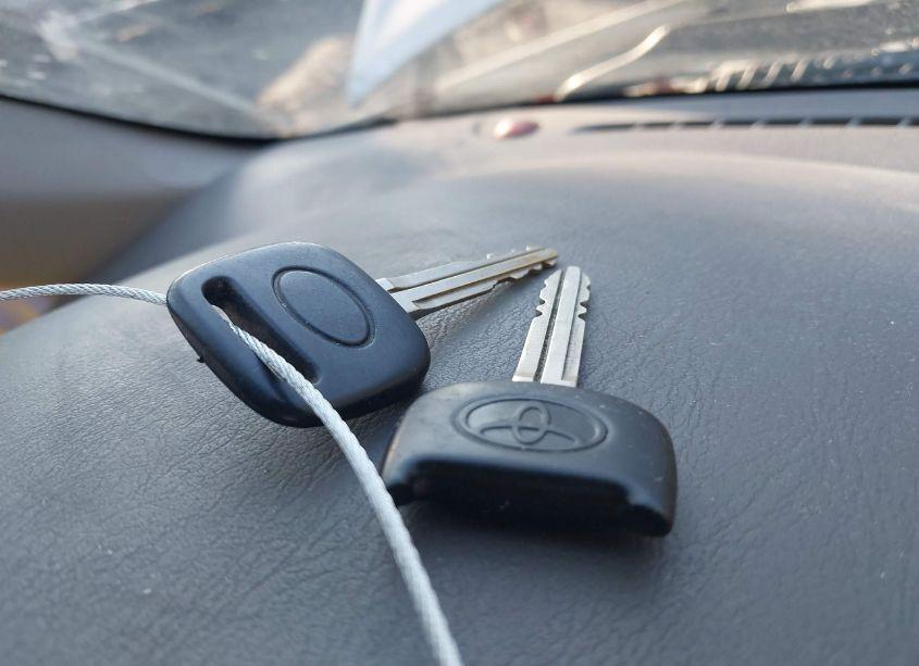 Photo 11 of 2002 Toyota Corolla CE (VIN 2T1BR12E02C548960)