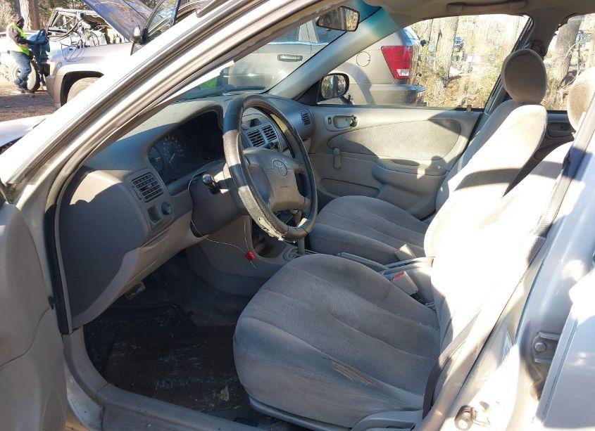 Photo 5 of 2002 Toyota Corolla CE (VIN 2T1BR12E02C548960)