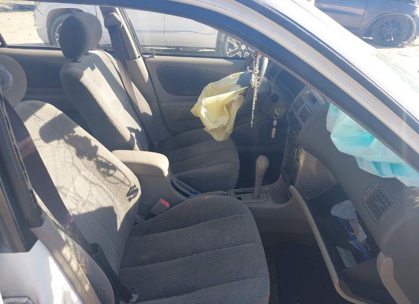 Photo 5 of 2002 Toyota Corolla LE (VIN 2T1BR12E02C569890)