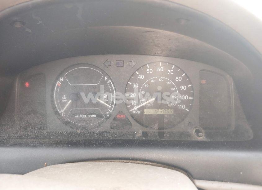 Photo 7 of 1998 Toyota Corolla VE (VIN 2T1BR12E0WC070626)