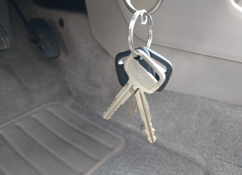 Photo 11 of 2000 Toyota Corolla VE (VIN 2T1BR12E0YC288021)