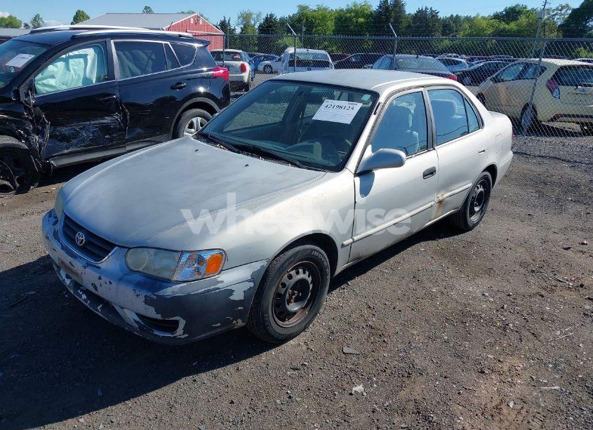 Photo 2 of 2001 Toyota Corolla LE (VIN 2T1BR12E11C408835)