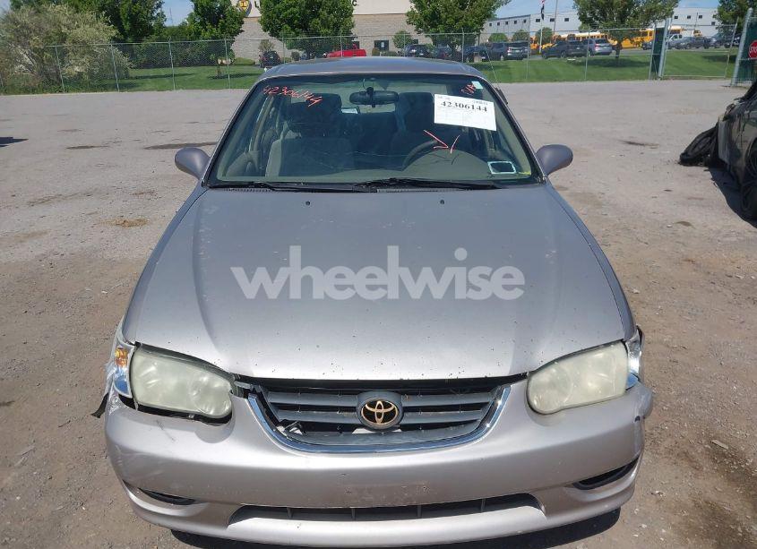 Photo 6 of 2001 Toyota Corolla CE/LE/S (VIN 2T1BR12E11C448008)