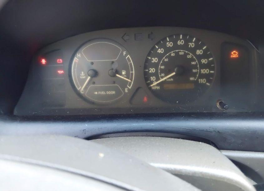 Photo 7 of 2001 Toyota Corolla CE (VIN 2T1BR12E11C487827)