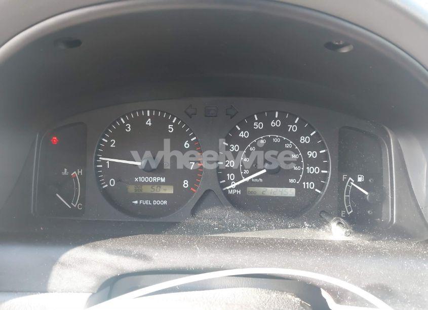 Photo 7 of 2002 Toyota Corolla LE (VIN 2T1BR12E12C520102)