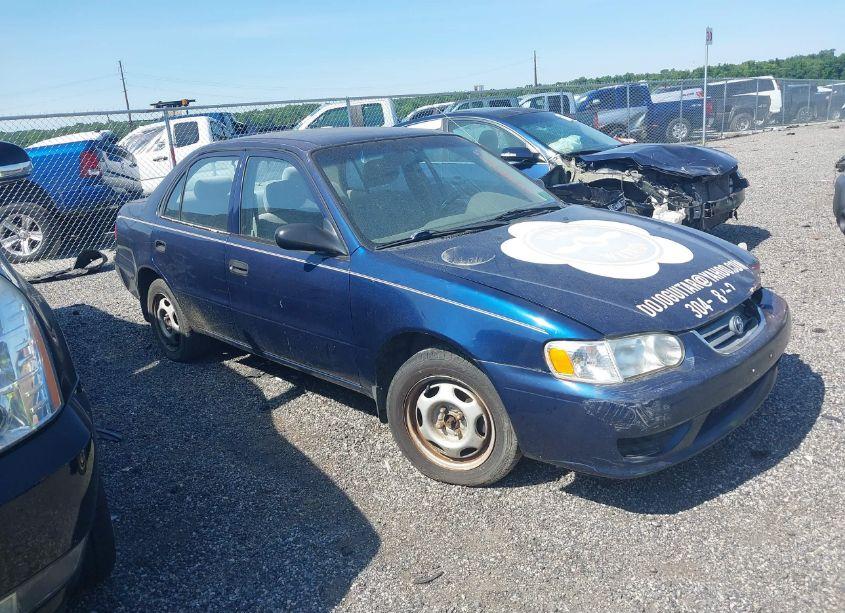 2002 Toyota Corolla CE (VIN 2T1BR12E12C521413) main photo