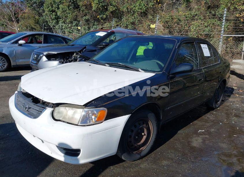Photo 2 of 2002 Toyota Corolla LE (VIN 2T1BR12E12C578467)