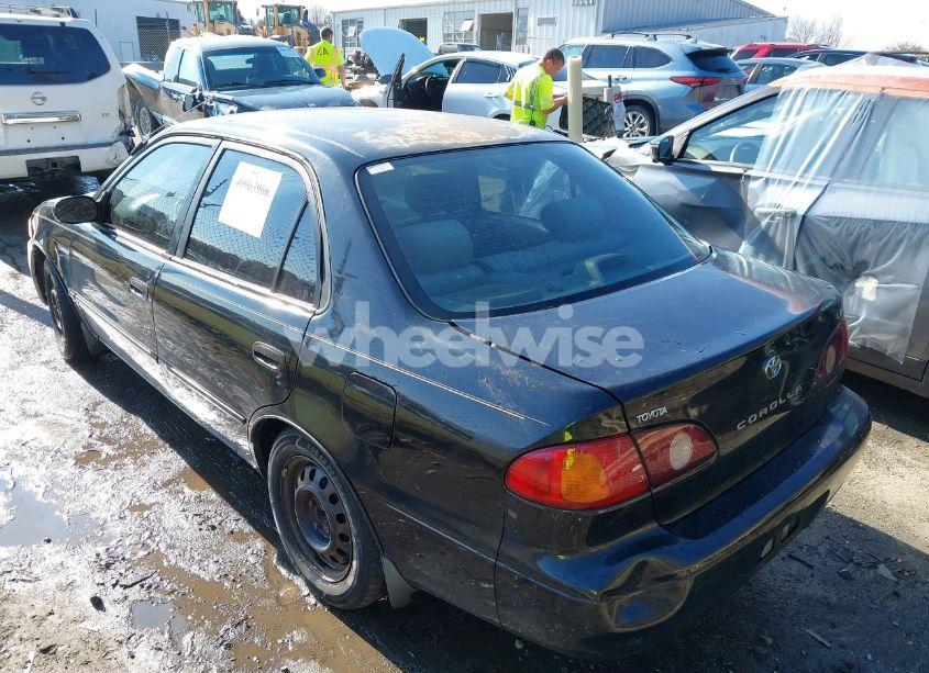 Photo 3 of 2002 Toyota Corolla LE (VIN 2T1BR12E12C578467)