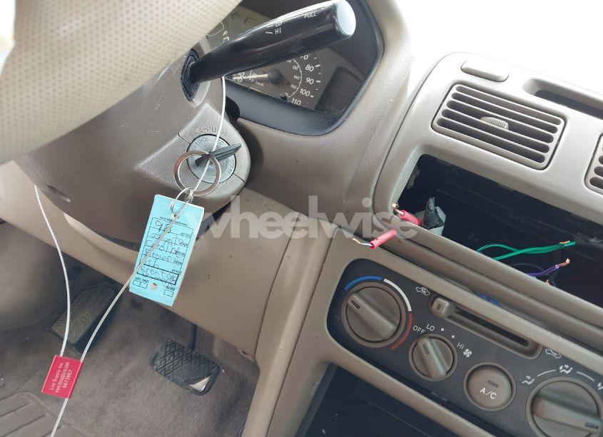 Photo 11 of 1998 Toyota Corolla VE (VIN 2T1BR12E1WC082090)