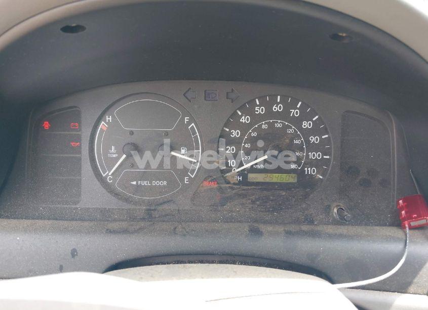 Photo 7 of 2001 Toyota Corolla CE (VIN 2T1BR12E21C490266)