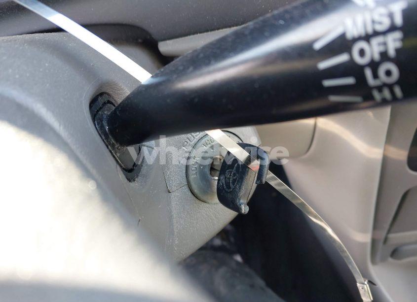 Photo 11 of 2002 Toyota Corolla CE (VIN 2T1BR12E22C538737)