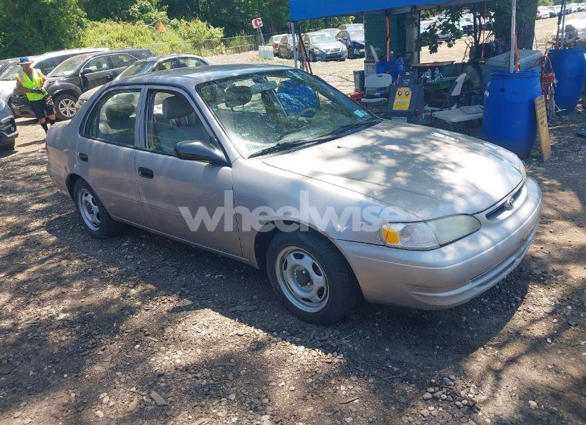 1998 Toyota Corolla VE (VIN 2T1BR12E2WC025199) main photo