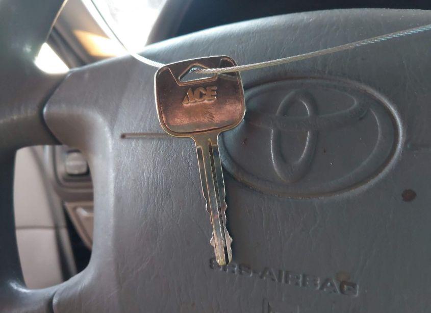 Photo 11 of 1999 Toyota Corolla LE (VIN 2T1BR12E2XC117611)