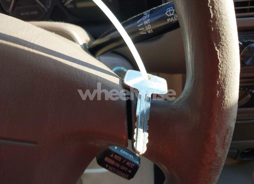 Photo 11 of 1999 Toyota Corolla CE (VIN 2T1BR12E2XC261420)