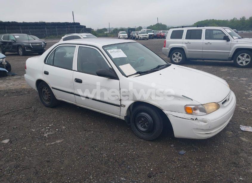 2000 Toyota Corolla CE (VIN 2T1BR12E2YC333802) main photo