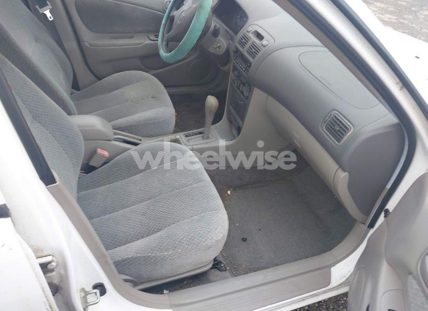 Photo 5 of 2000 Toyota Corolla CE (VIN 2T1BR12E2YC333802)