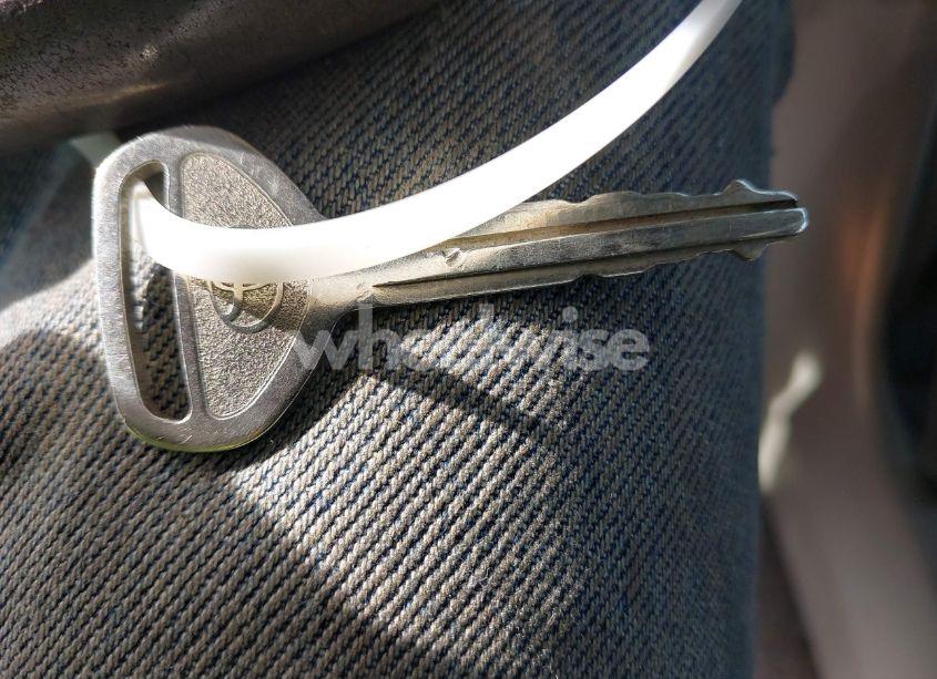 Photo 11 of 2002 Toyota Corolla CE (VIN 2T1BR12E32C555157)