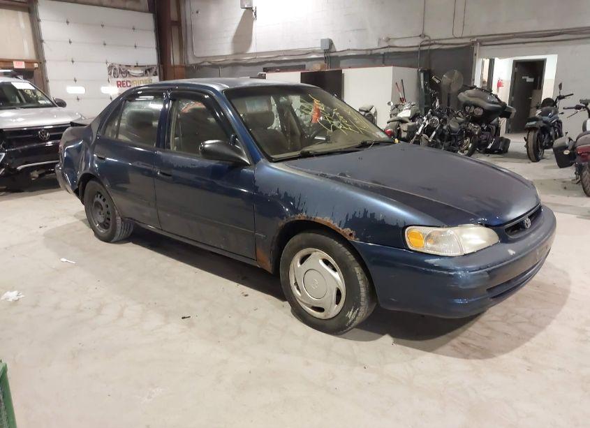 1998 Toyota Corolla CE (VIN 2T1BR12E3WC012073) main photo