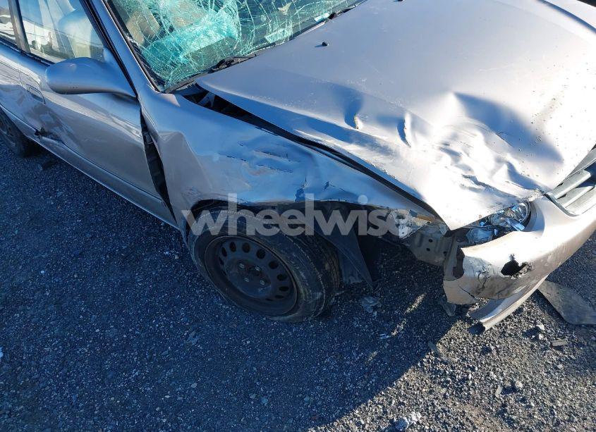 Photo 6 of 2001 Toyota Corolla LE (VIN 2T1BR12E41C420655)