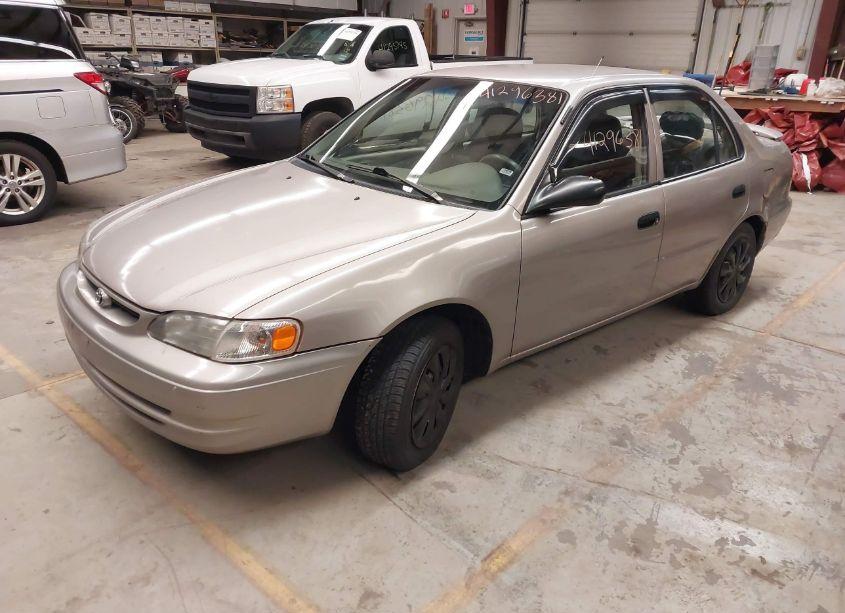 Photo 2 of 2000 Toyota Corolla VE (VIN 2T1BR12E4YC284716)