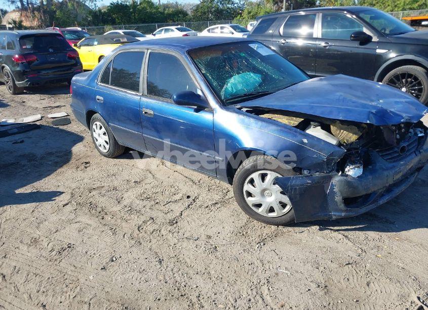 2001 Toyota Corolla LE (VIN 2T1BR12E51C507738) main photo