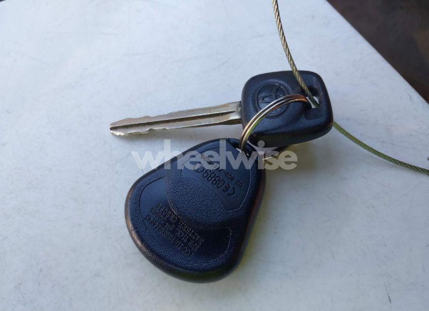 Photo 11 of 2001 Toyota Corolla LE (VIN 2T1BR12E51C507738)