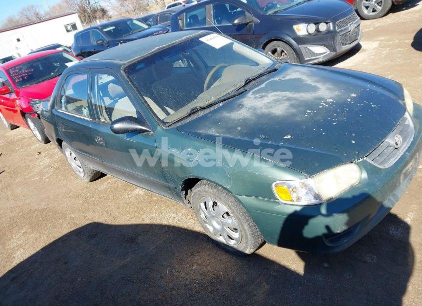 2002 Toyota Corolla CE (VIN 2T1BR12E52C552079) main photo