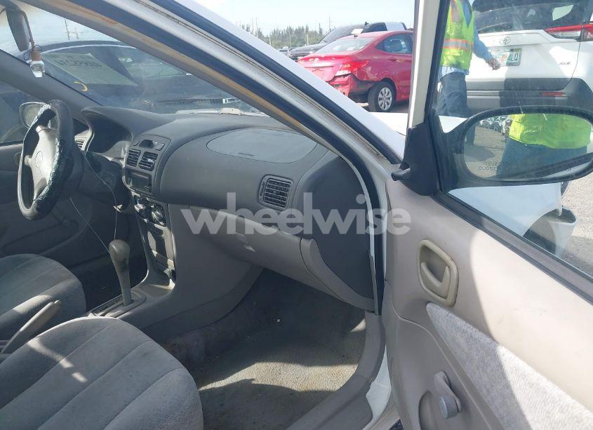 Photo 5 of 1998 Toyota Corolla CE (VIN 2T1BR12E5WC010440)