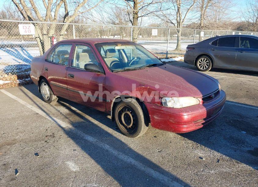 1999 Toyota Corolla CE (VIN 2T1BR12E5XC102729) main photo