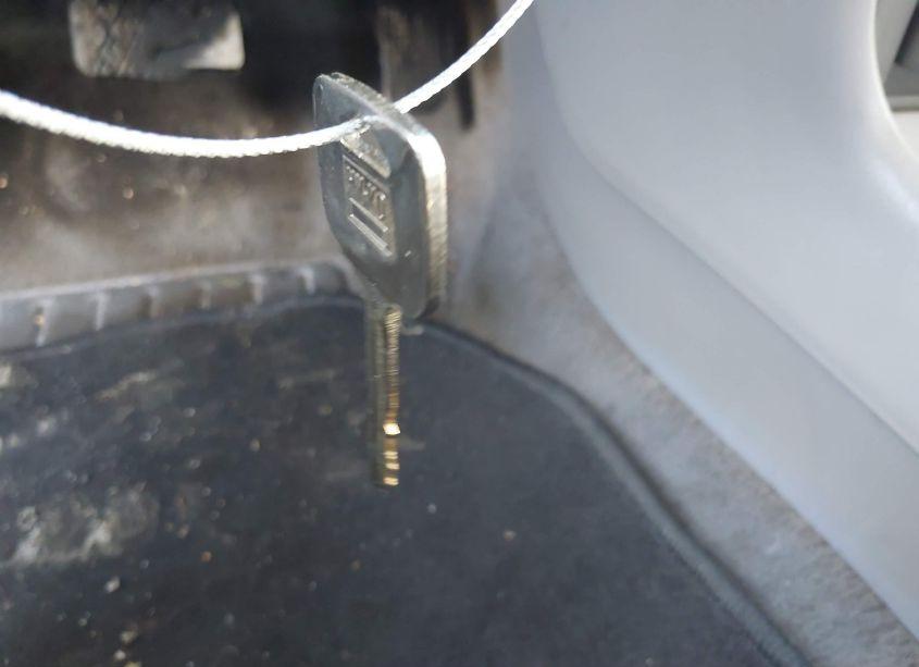 Photo 11 of 2001 Toyota Corolla LE (VIN 2T1BR12E61C414470)