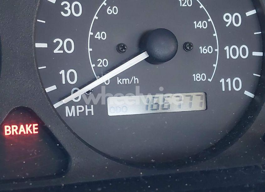 Photo 15 of 2002 Toyota Corolla CE (VIN 2T1BR12E62C541981)