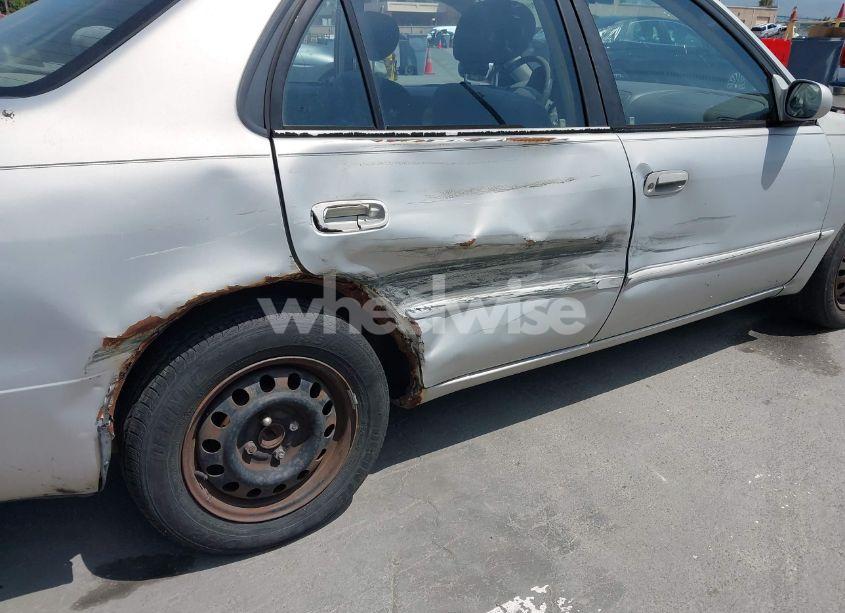 Photo 6 of 2001 Toyota Corolla LE (VIN 2T1BR12E71C491249)