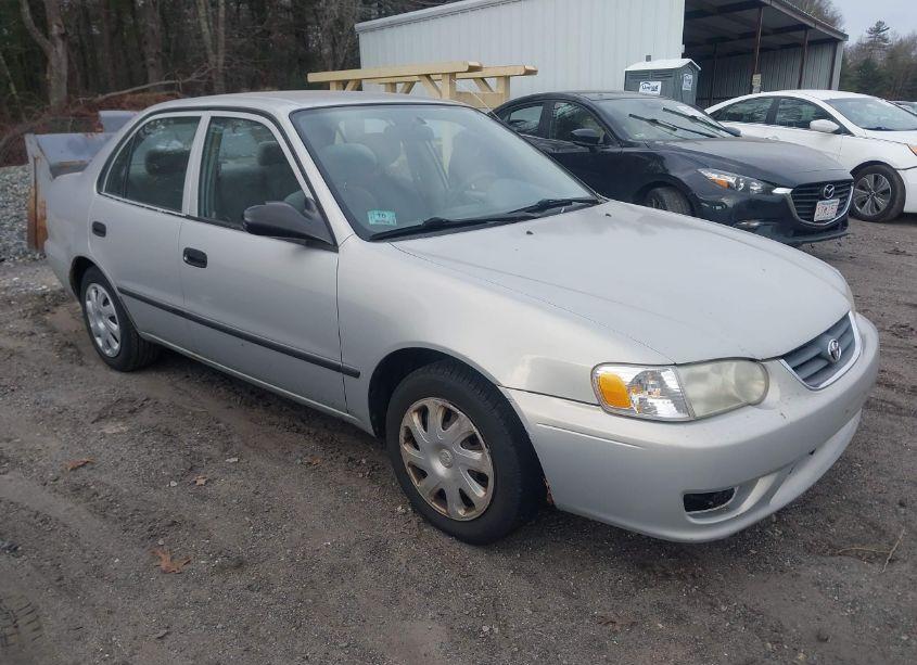 2002 Toyota Corolla CE (VIN 2T1BR12E72C526518) main photo