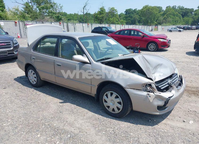 2002 Toyota Corolla LE (VIN 2T1BR12E72C581857) main photo