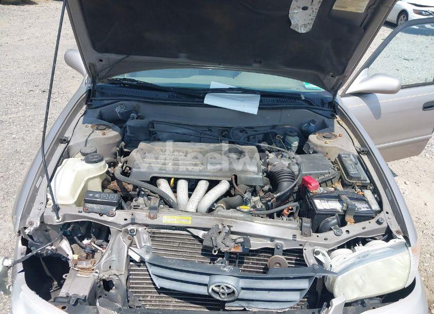 Photo 10 of 2002 Toyota Corolla LE (VIN 2T1BR12E72C581857)