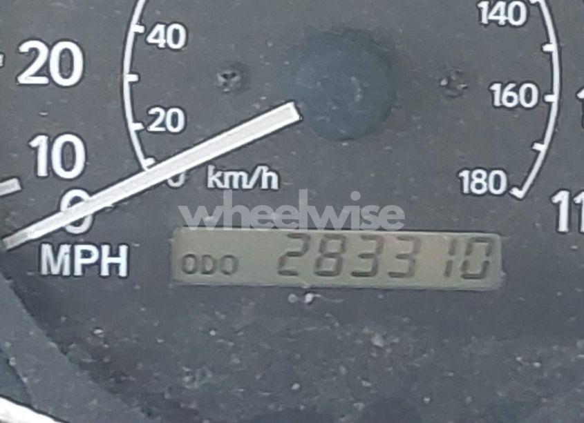 Photo 15 of 2002 Toyota Corolla LE (VIN 2T1BR12E72C581857)