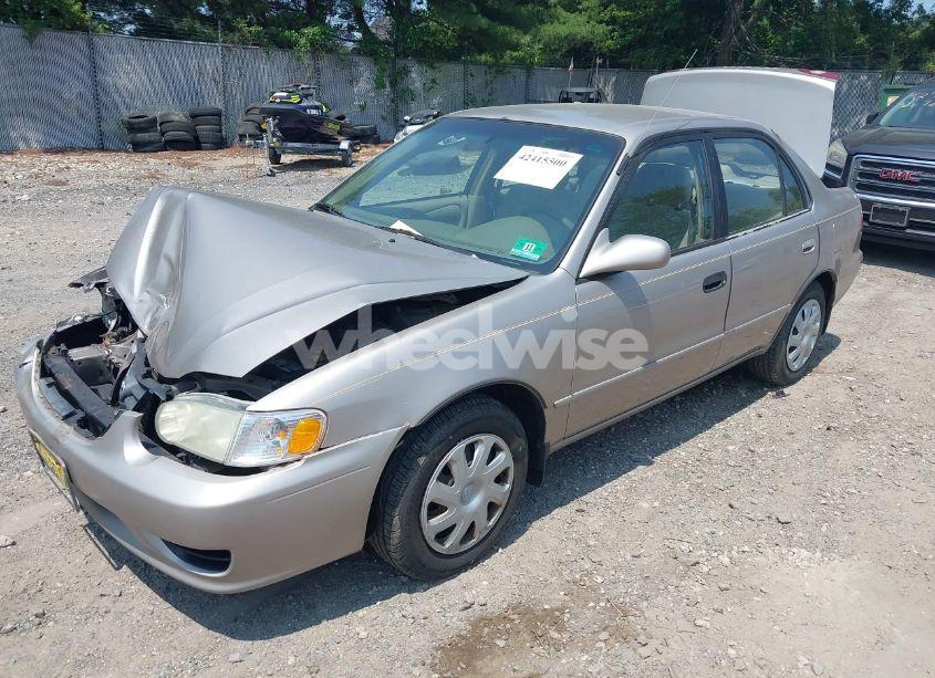 Photo 2 of 2002 Toyota Corolla LE (VIN 2T1BR12E72C581857)