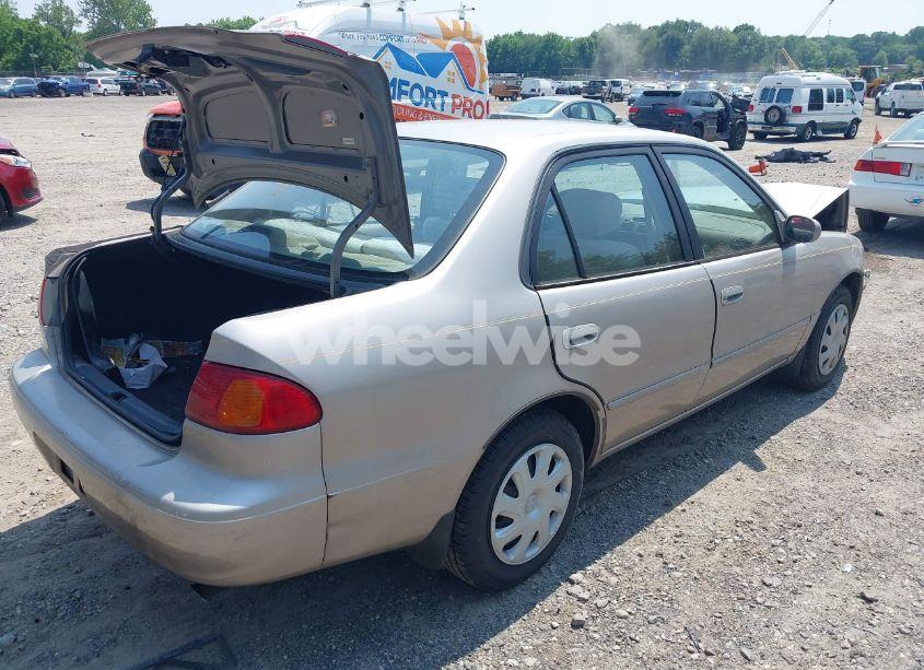 Photo 4 of 2002 Toyota Corolla LE (VIN 2T1BR12E72C581857)