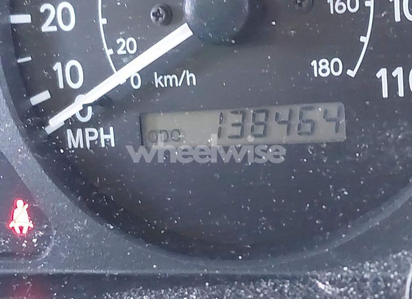 Photo 15 of 2001 Toyota Corolla LE (VIN 2T1BR12E81C394576)