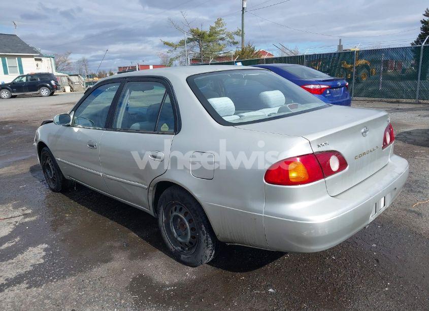 Photo 3 of 2001 Toyota Corolla LE (VIN 2T1BR12E81C394576)