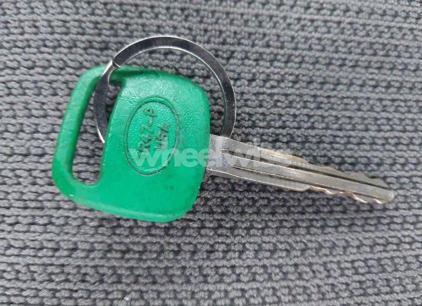 Photo 11 of 2001 Toyota Corolla CE (VIN 2T1BR12E81C413420)