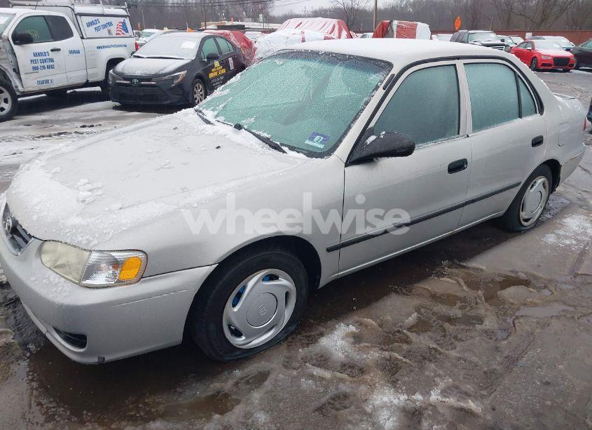 Photo 2 of 2001 Toyota Corolla CE (VIN 2T1BR12E81C413420)