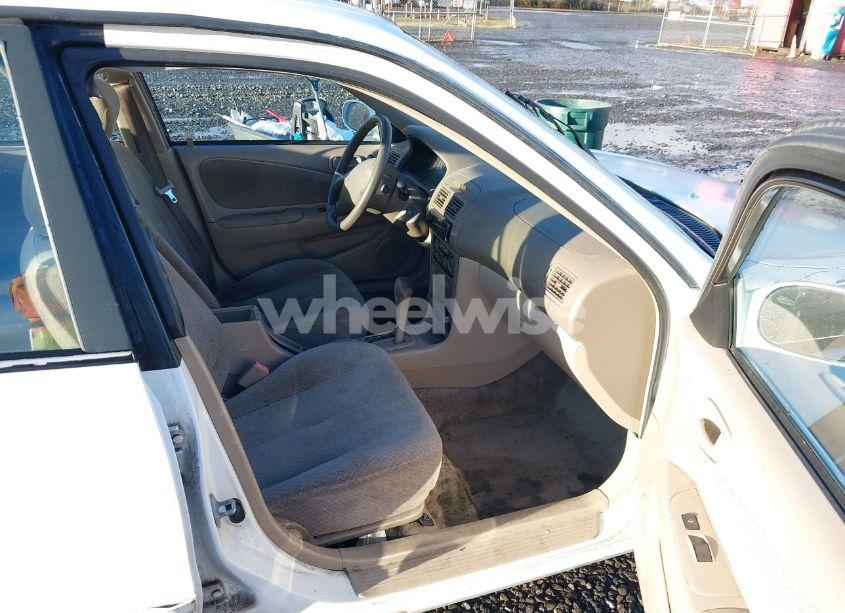 Photo 5 of 2002 Toyota Corolla LE (VIN 2T1BR12E82C585688)