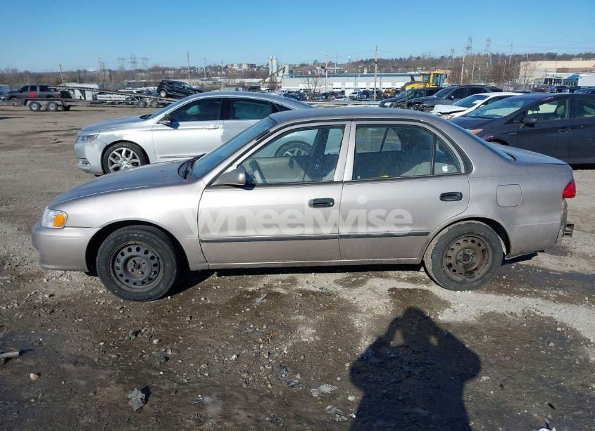 Photo 13 of 1999 Toyota Corolla CE (VIN 2T1BR12E8XC130704)