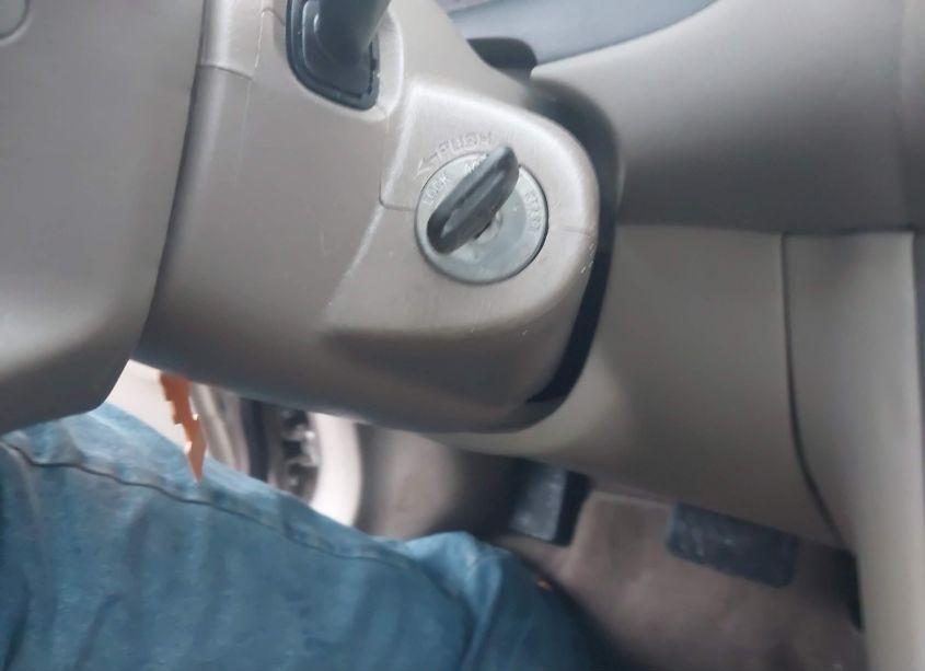 Photo 11 of 2001 Toyota Corolla CE (VIN 2T1BR12E91C441582)