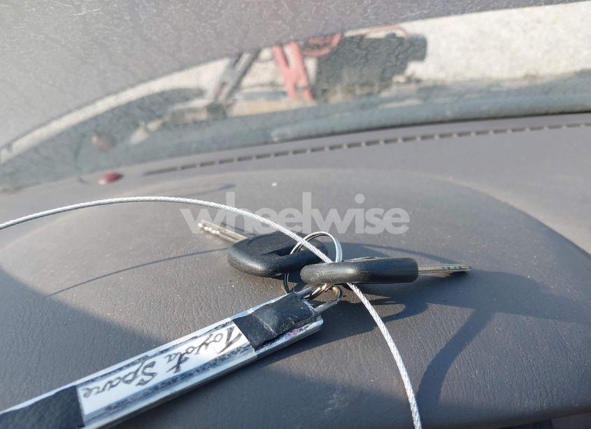 Photo 11 of 2001 Toyota Corolla CE (VIN 2T1BR12E91C478700)