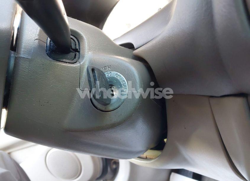 Photo 11 of 2001 Toyota Corolla LE (VIN 2T1BR12E91C504390)