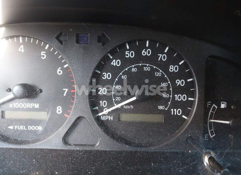 Photo 7 of 2001 Toyota Corolla LE (VIN 2T1BR12E91C504390)