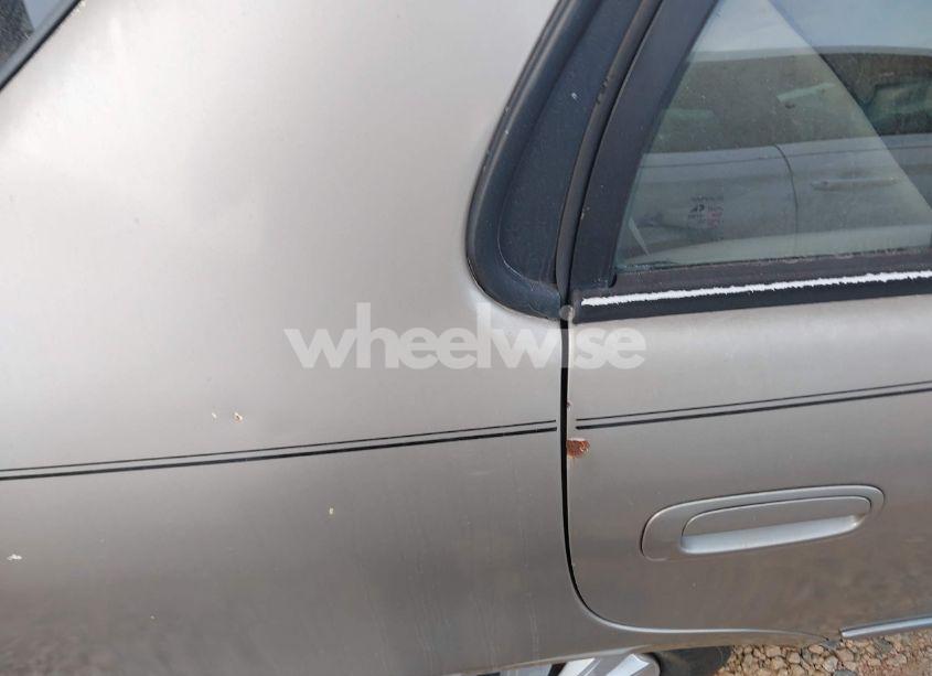 Photo 12 of 2002 Toyota Corolla LE (VIN 2T1BR12E92C517481)