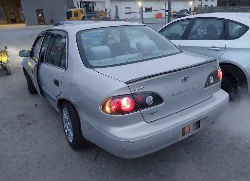 Photo 3 of 2002 Toyota Corolla CE (VIN 2T1BR12E92C528111)